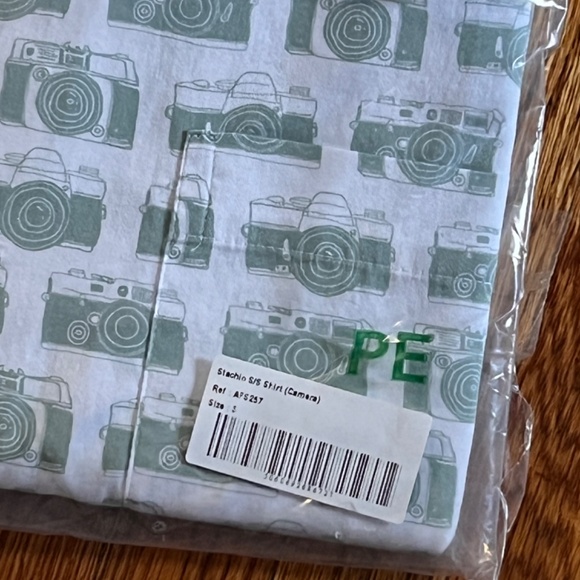 New Mens Camp Collar Camera Shirt - Picture 2 of 5